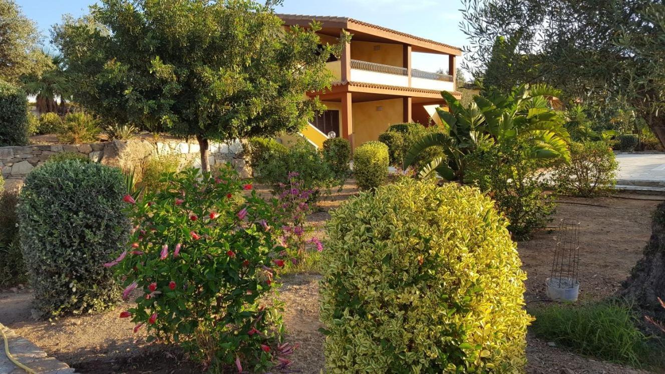 Appartamento In Splendido E Riservato Villaggio, Marina Di Tertenìa Εξωτερικό φωτογραφία